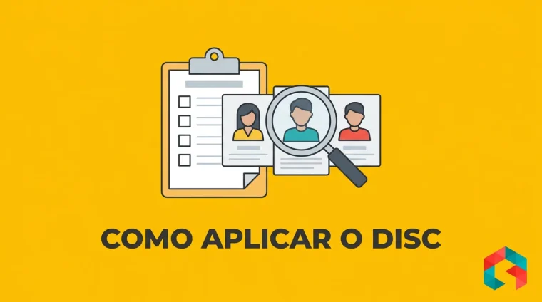 Ilustração flat em fundo amarelo com uma prancheta de checklist, cartões de perfil lado a lado e uma lupa sobre o cartão em destaque, com o símbolo da SistemizeCoach no canto inferior direito
